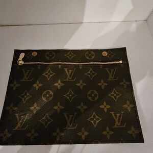 Louis Vuitton Monogram Canvas Pouch - Brown & Gold Hardware
